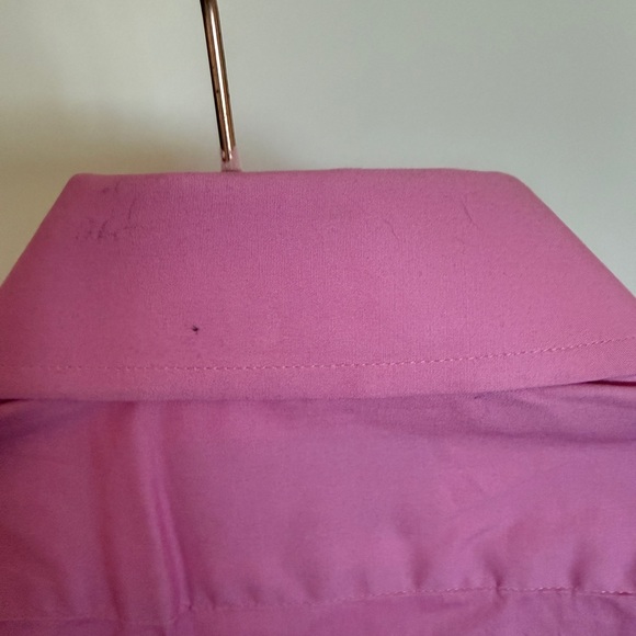 Express Fitted Button-Up Shirt - Picture 3 of 4